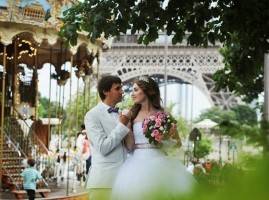Весілля у Парижі у соборі Св. Олександра Невського