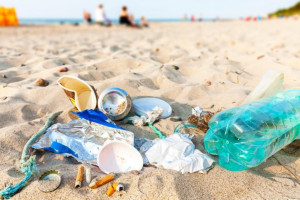 Єгипет розширює заборону на пластик
