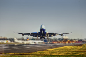 В Україні набув чинності закон про авіаційний збір з пасажирів
