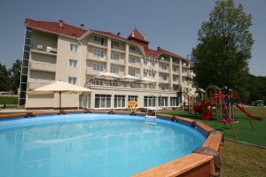 Готель "Reikartz Карпати"
