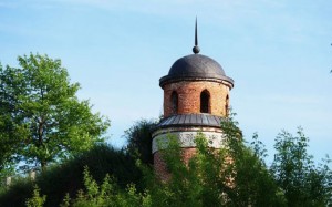 Тунель кохання та замки Волині