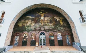 Тунель кохання та замки Волині